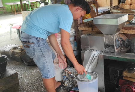 MESIN PERAS KELAPA