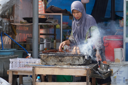 PENJUAL IKAN BAKAR