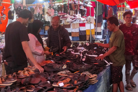 PASAR SENGGOL di GORONTALO