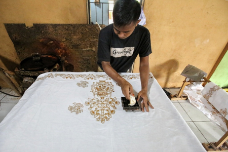 BATIK CETAK KHAS KALTENG