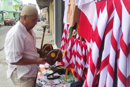 RAPIKAN TOPI PRAMUKA