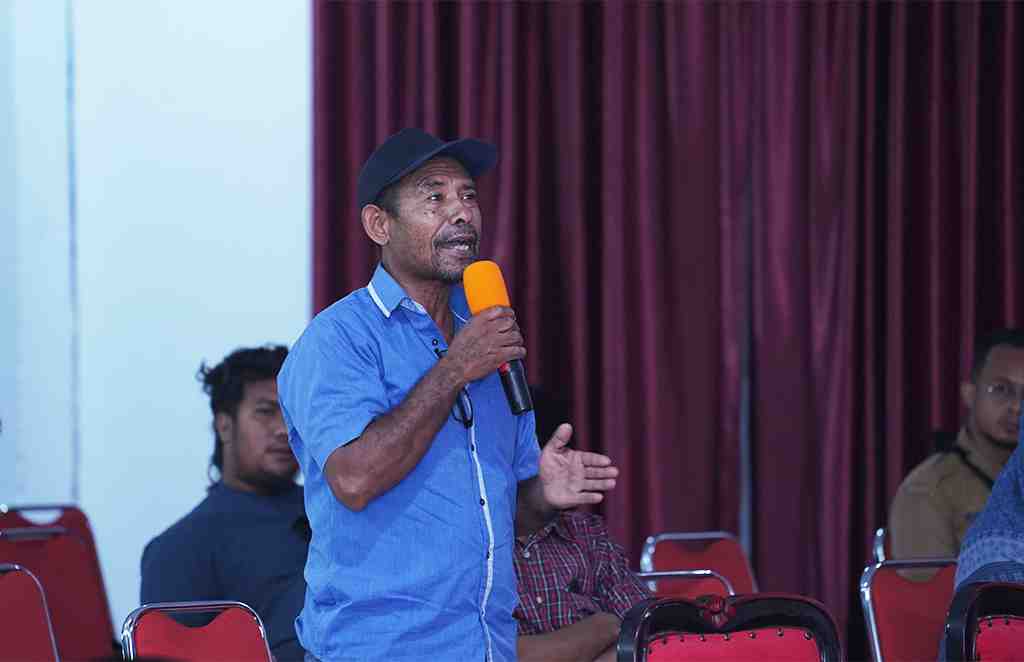 RAPAT RENCANA PEMINDAHAN HARI PASAR di TIDORE