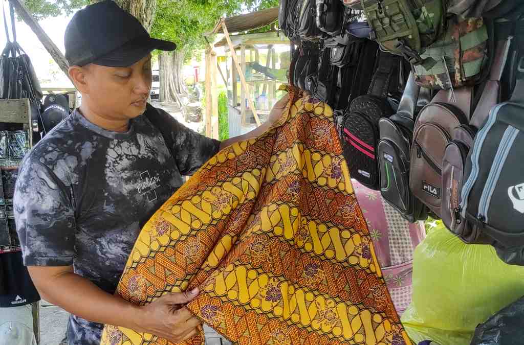 LIPAT SLAYER BATIK