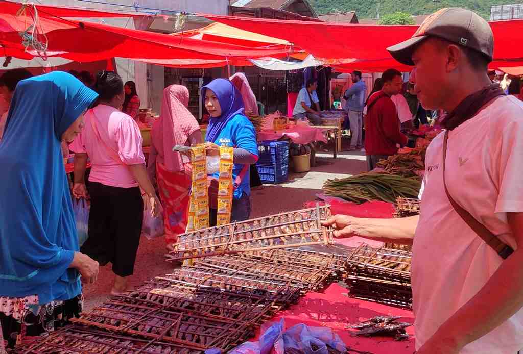 TAWARKAN IKAN SAGELA