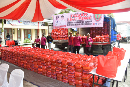  PASAR PENYEIMBANG DI HALAMAN DISPORA