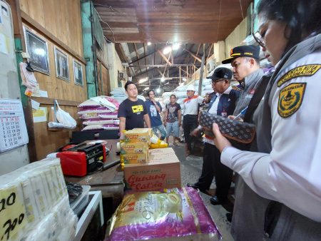 PASTIKAN KETERSEDIAAN BAHAN POKOK