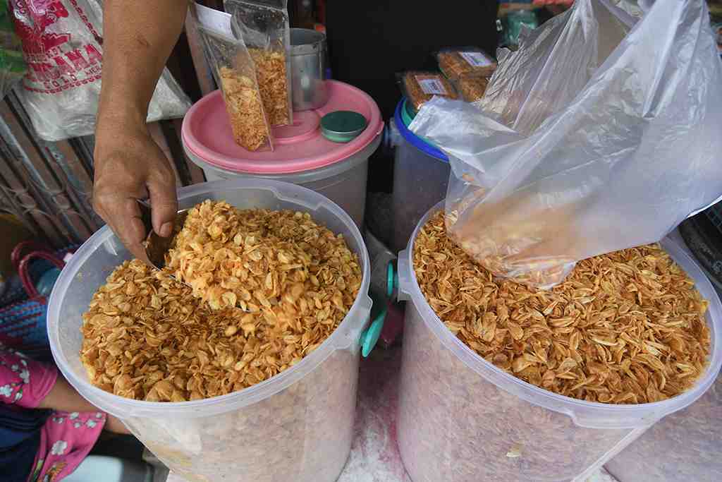 PENJUALAN BAWANG GORENG KHAS PALU