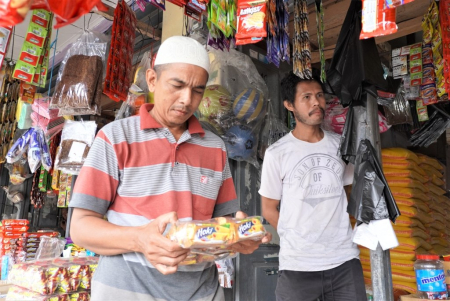 PERIKSA TANGGAL KADALUARSA MAKANAN KEMASAN