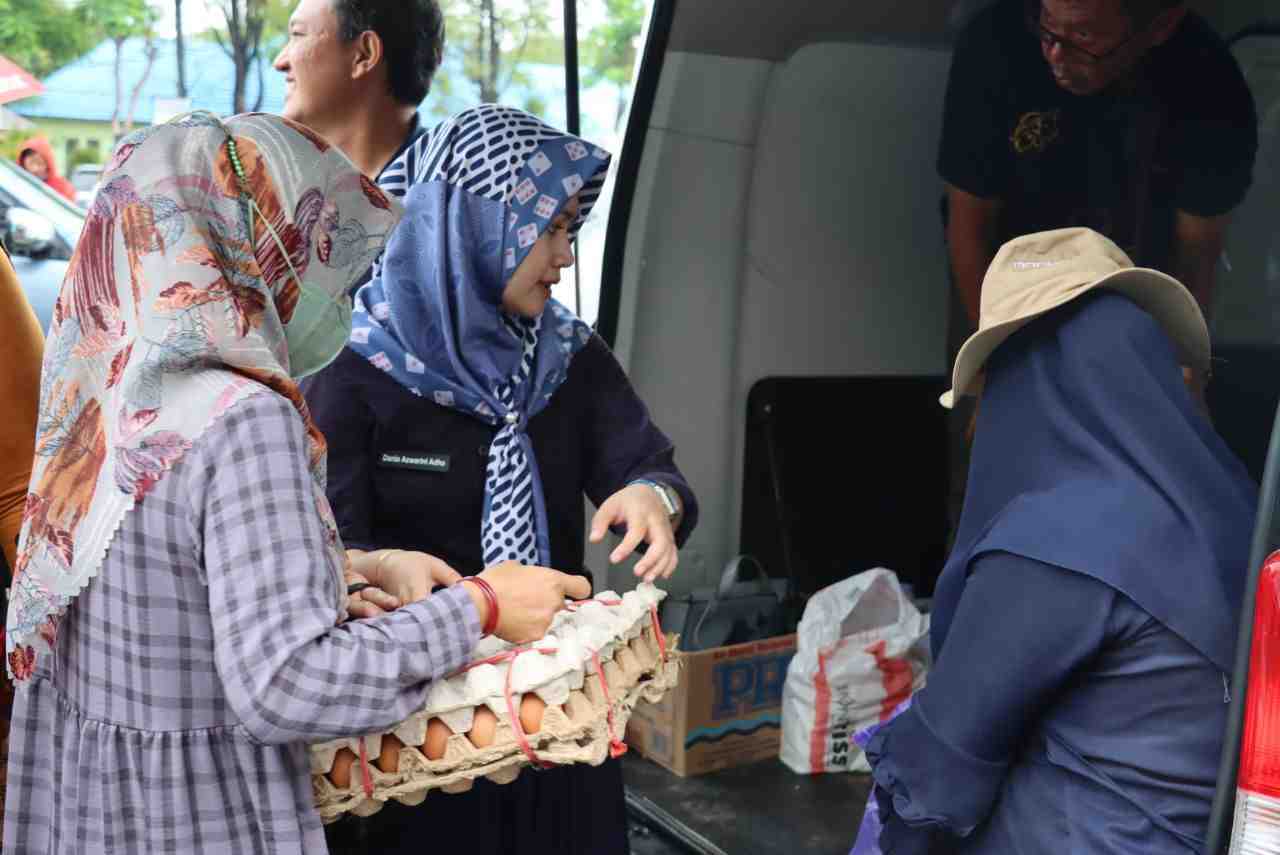 BELI TELUR AYAM RAS di PASAR MURAH