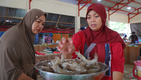 PEDAGANG UDANG GALAH