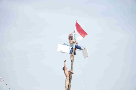 PANJAT PINANG