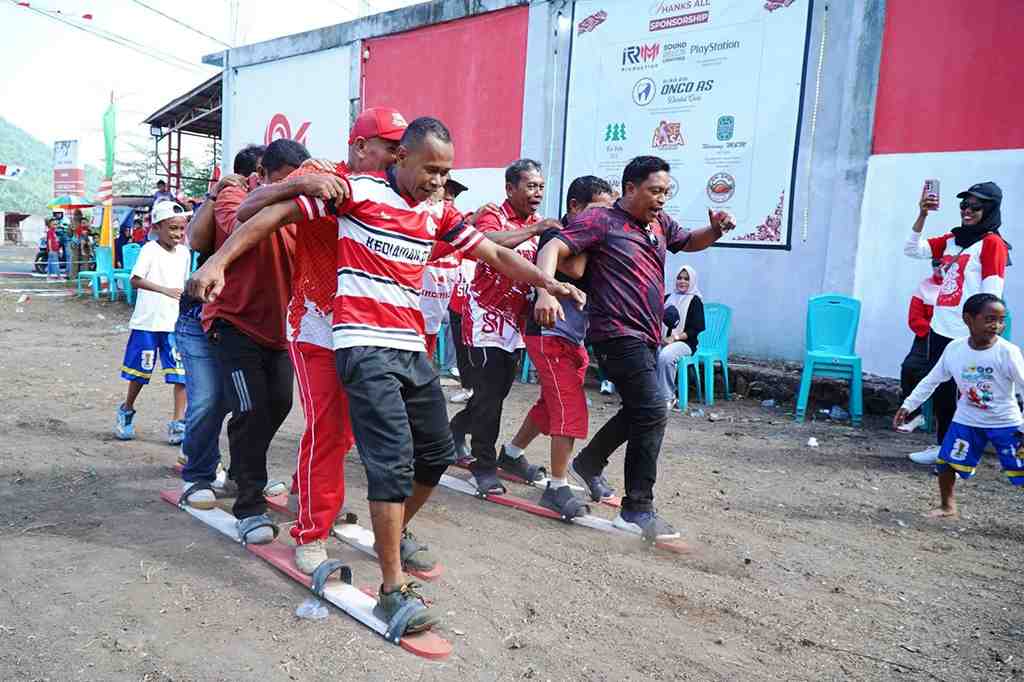 LOMBA TEROMPAH PANJANG