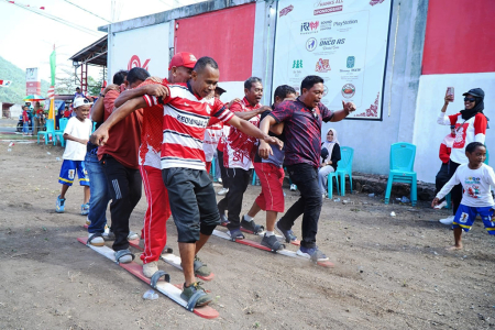 LOMBA TEROMPAH PANJANG