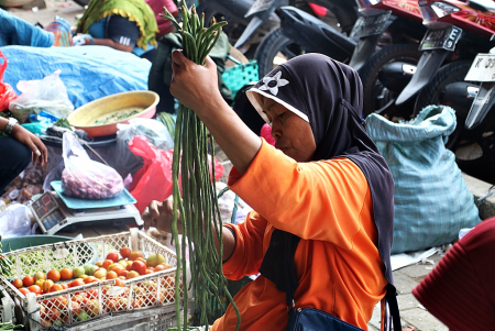 PENJUAL KACANG PANJANG di PASAR BLORA