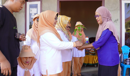 MENJAGA KETERSEDIAAN KETAHANAN PANGAN