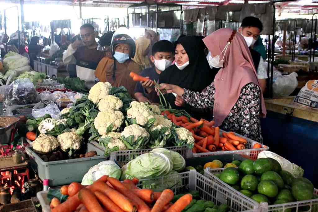 BELANJA SAYURAN di PASAR TRADISIONAL BLORA