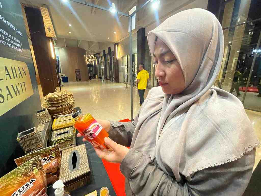 MINYAK SAWIT MERAH