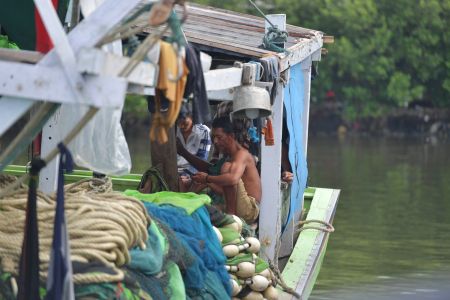 PENGUATAN PERLINDUNGAN PEKERJA KAPAL