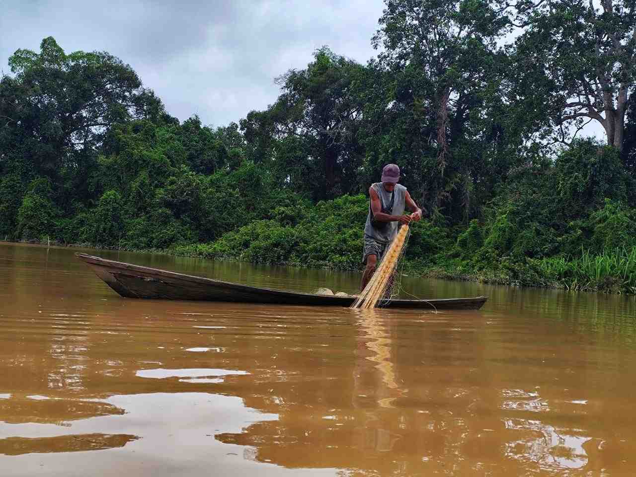 TARIK JARING IKAN