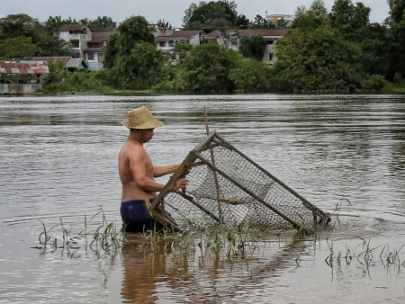 PERIKSA TANGKAPAN IKAN 