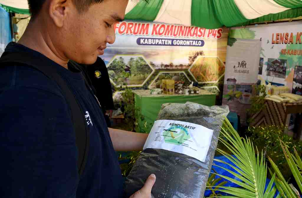 MEDIA TANAM KOMPOS