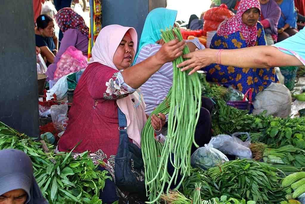 PENJUAL KACANG PANJANG di PASAR BLORA