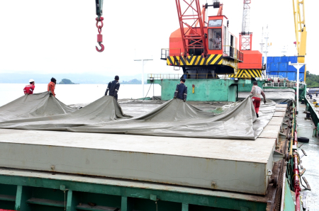 PENGIRIMAN JAGUNG GORONTALO