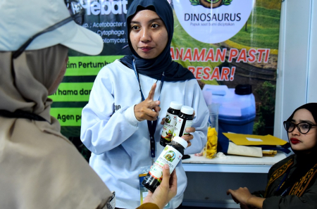 PUPUK HAYATI TANAMAN