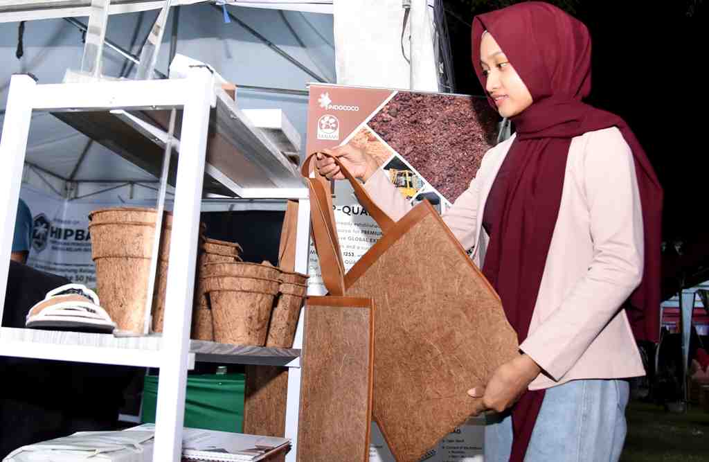 TAS SABUT KELAPA