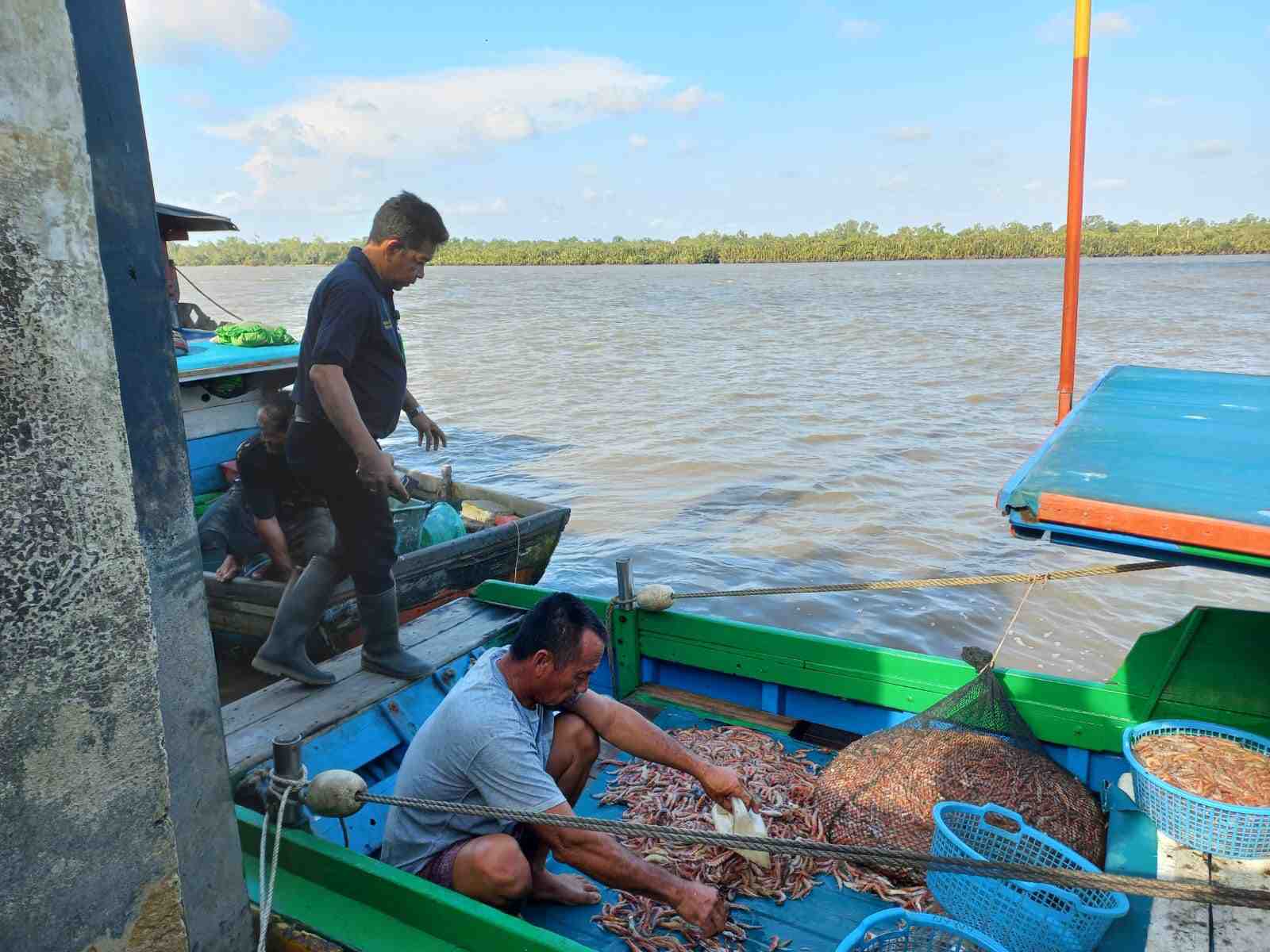 HASIL TANGKAPAN NELAYAN DESA SUNGAI UNDANG