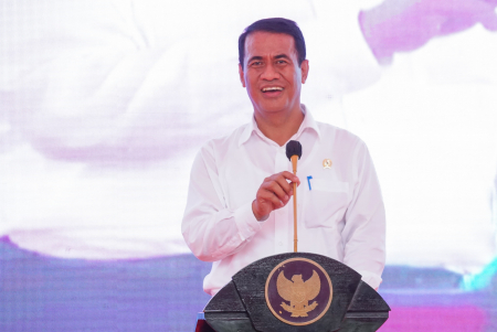 KUNJUNGAN MENTERI PERTANIAN KE KALTENG
