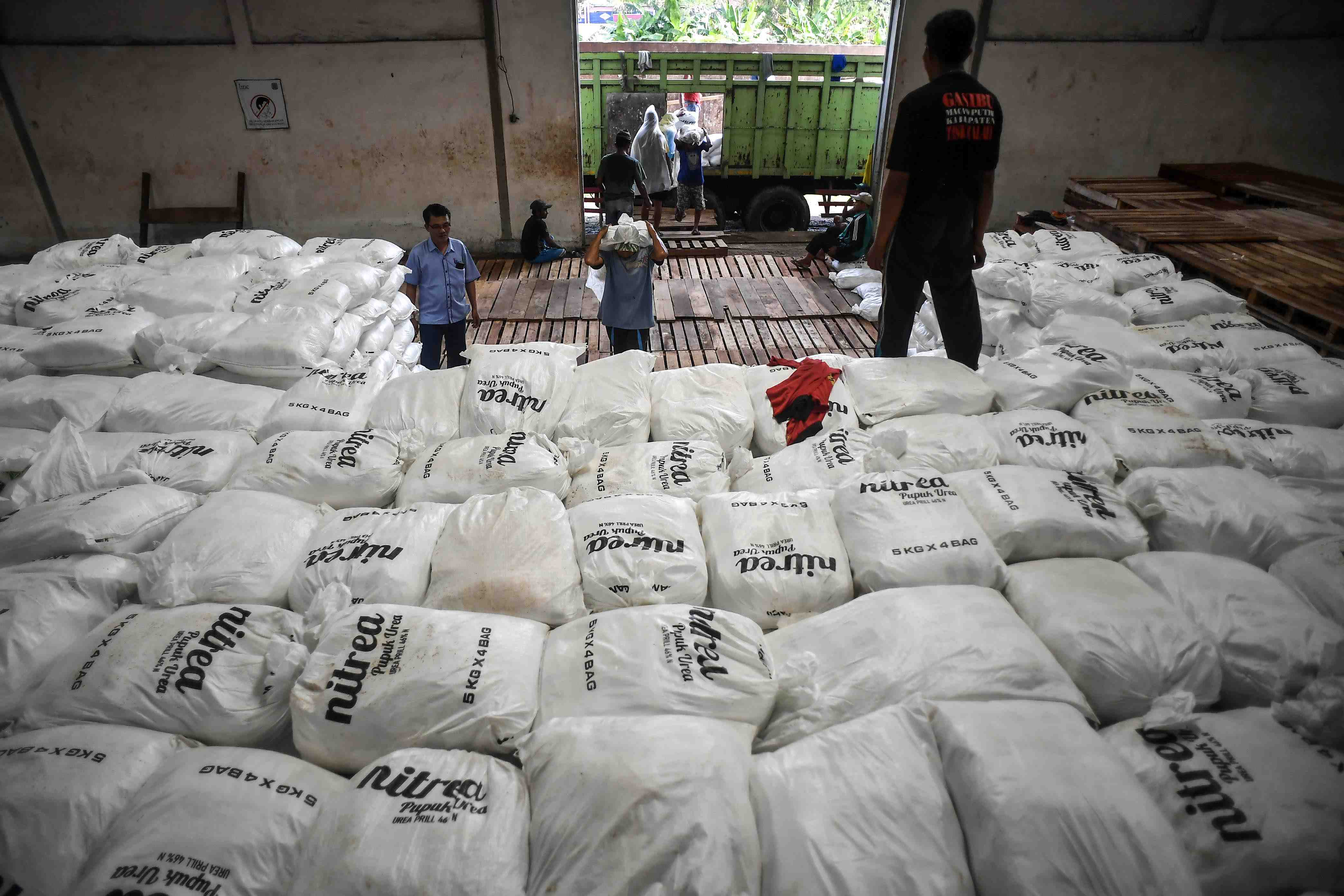 PRODUKSI PUPUK INDONESIA 14,8 JUTA TON PER TAHUN