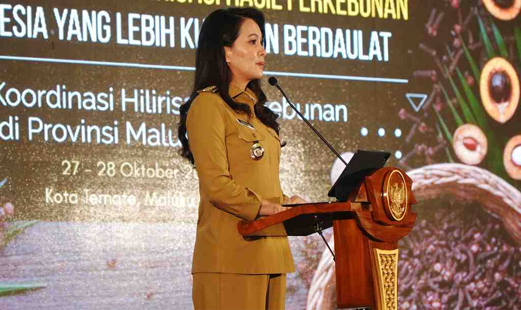 MENINGKATKAN KESEJAHTERAAN PETANI