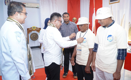 MANFAATKAN INFORMASI IKLIM DAN CUACA MARITIM