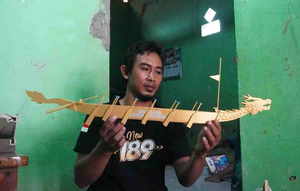 CEK MINIATUR KAPAL