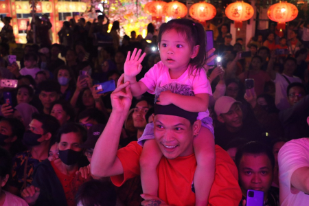 SAPA PESERTA PAWAI LAMPION SINGKAWANG