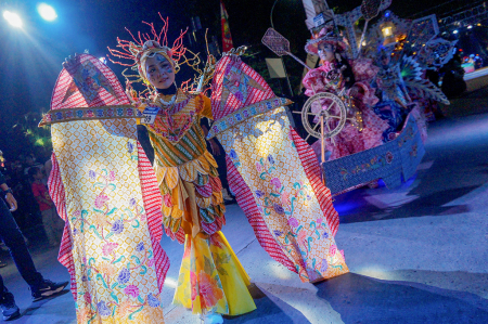 PEKALONGAN BATIK NIGHT CARNIVAL