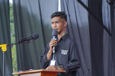 PERINGATI HUT DESA DENGAN SENI DAN BUDAYA 