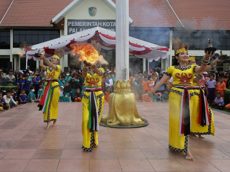 TARIAN BALEAN DADAS 