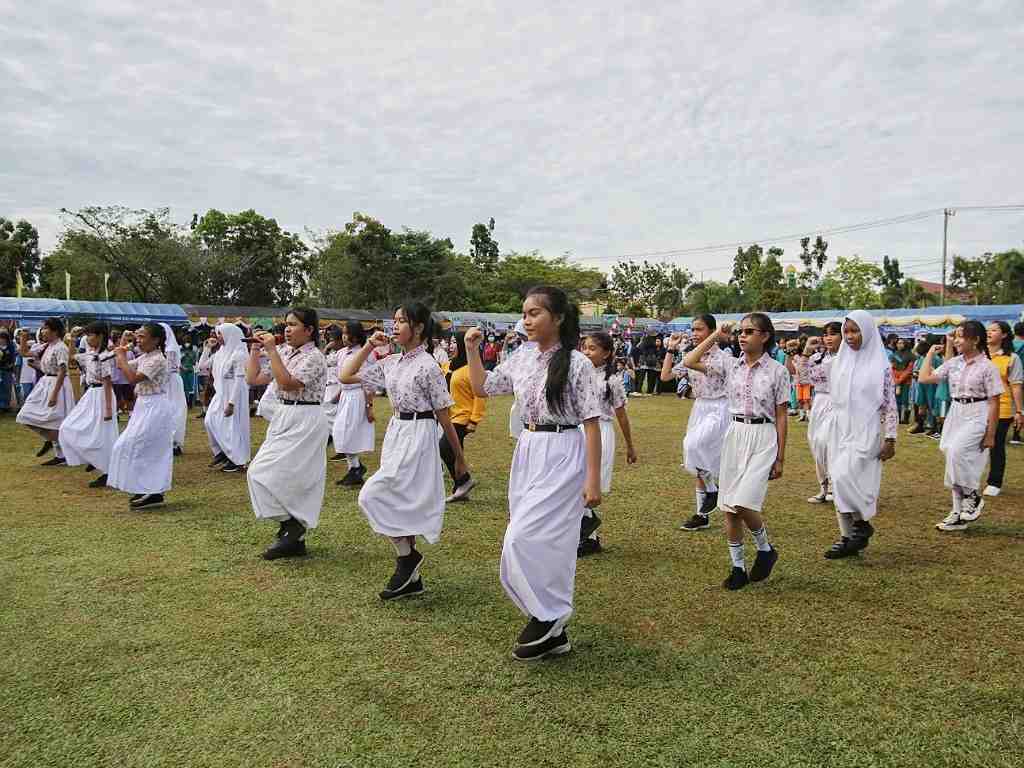 FLASH MOB LAGU ISEN MULANG