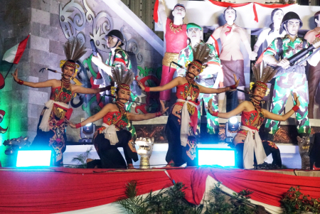 TARI KINYAH MANDAU