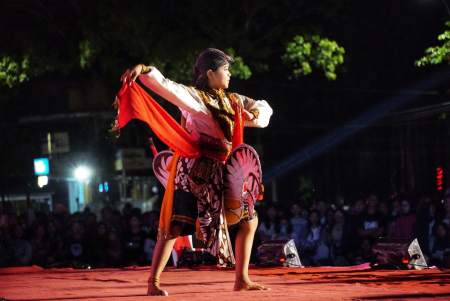 TARI KUDA LUMPING