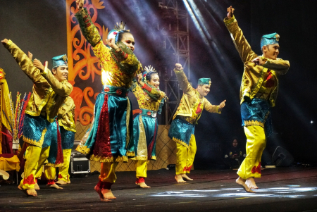 TARI PESISIR BATATAI