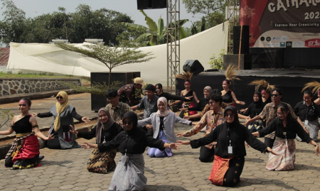 TARI BUJANG GANONG 