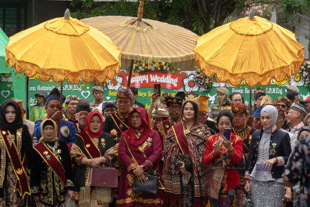 RAJA-RAJA NUSANTARA HADIRI DHAUP AGENG PURO PAKUALAMAN