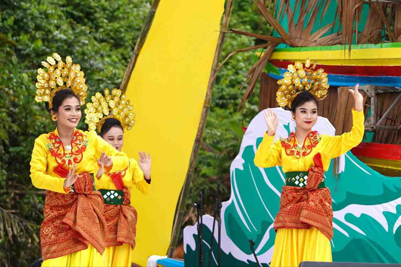 TARI  MELAYU KHAS KAMPAR