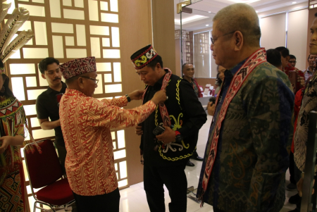 KETUM DAD SAMBUT DEWAN PEMBINA DAD KALBAR