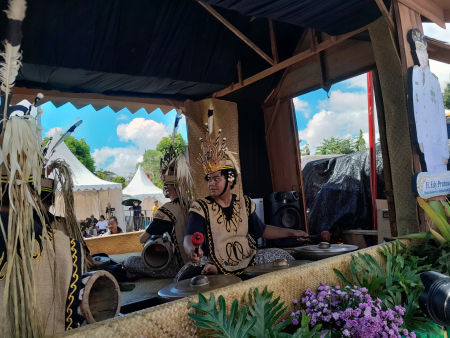 MAINKAN ALAT MUSIK TRADISIONAL