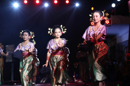 FESTIVAL KEBANGSAAN TRADISI NUSANTARA KAMPUNG MANDAR 