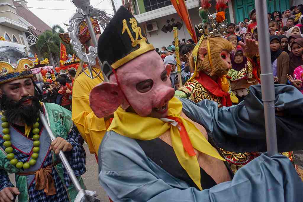 KIRAB RITUAL DAN BUDAYA IMLEK 2023 DI PEKALONGAN